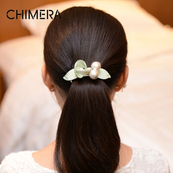 奇美拉（CHIMERA）发饰头饰 依偎 珍珠花朵马尾夹横夹 浅绿色